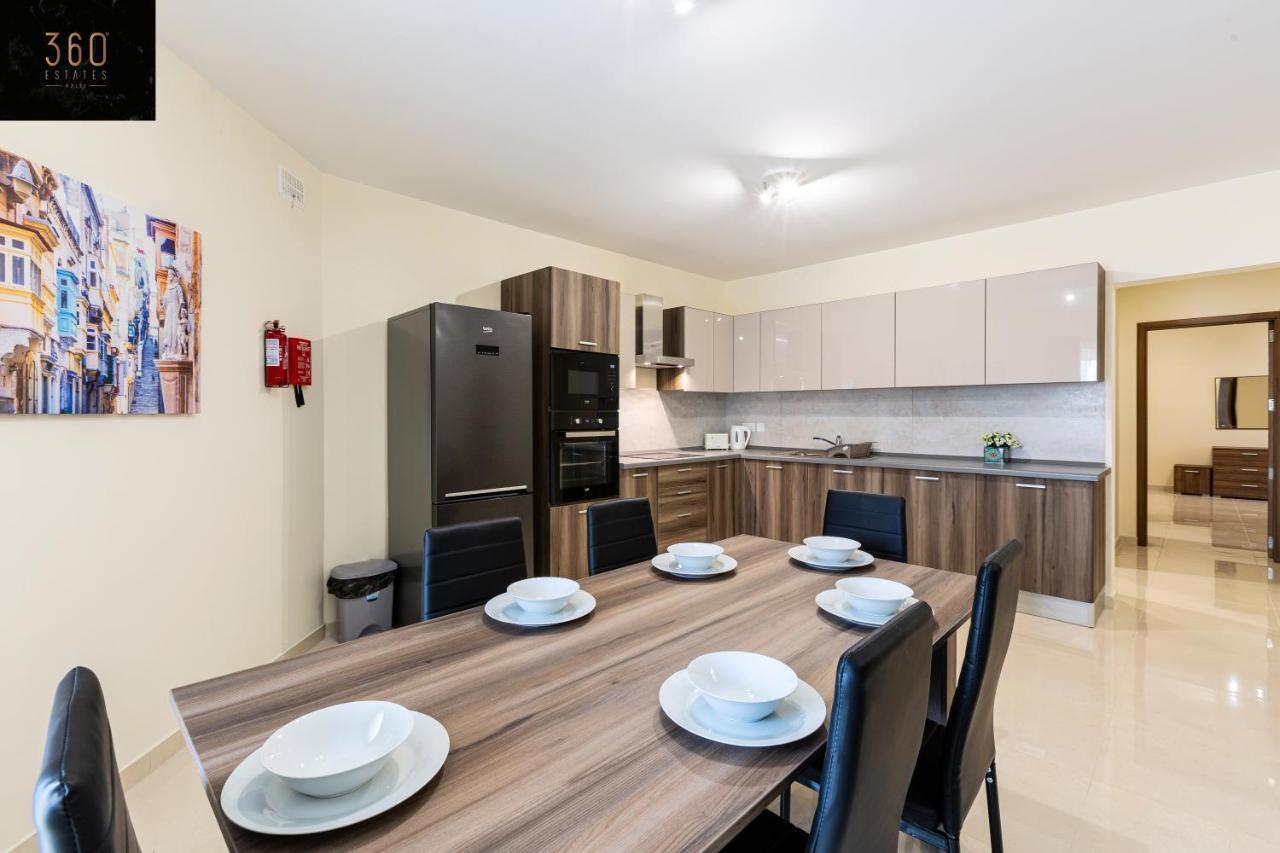 Serene 2br With Picturesque Views By 360 Estates Apartment